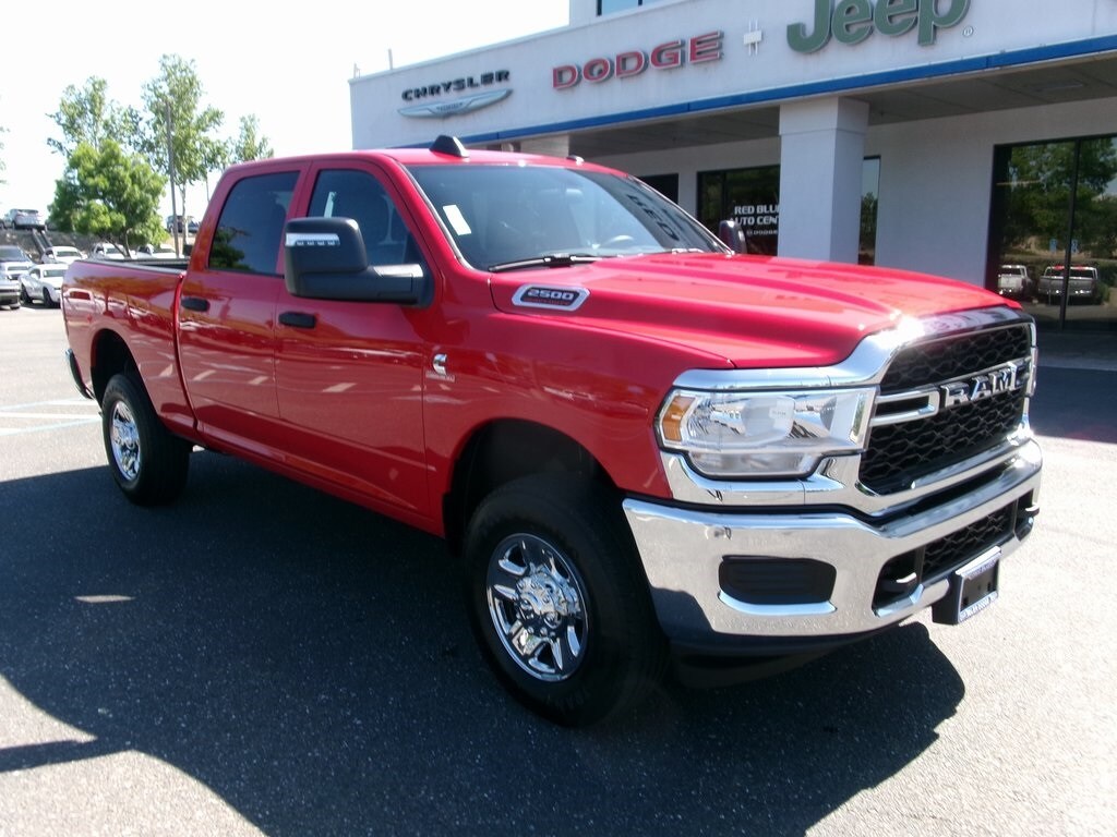 2024 Ram 2500 Tradesman photo 2