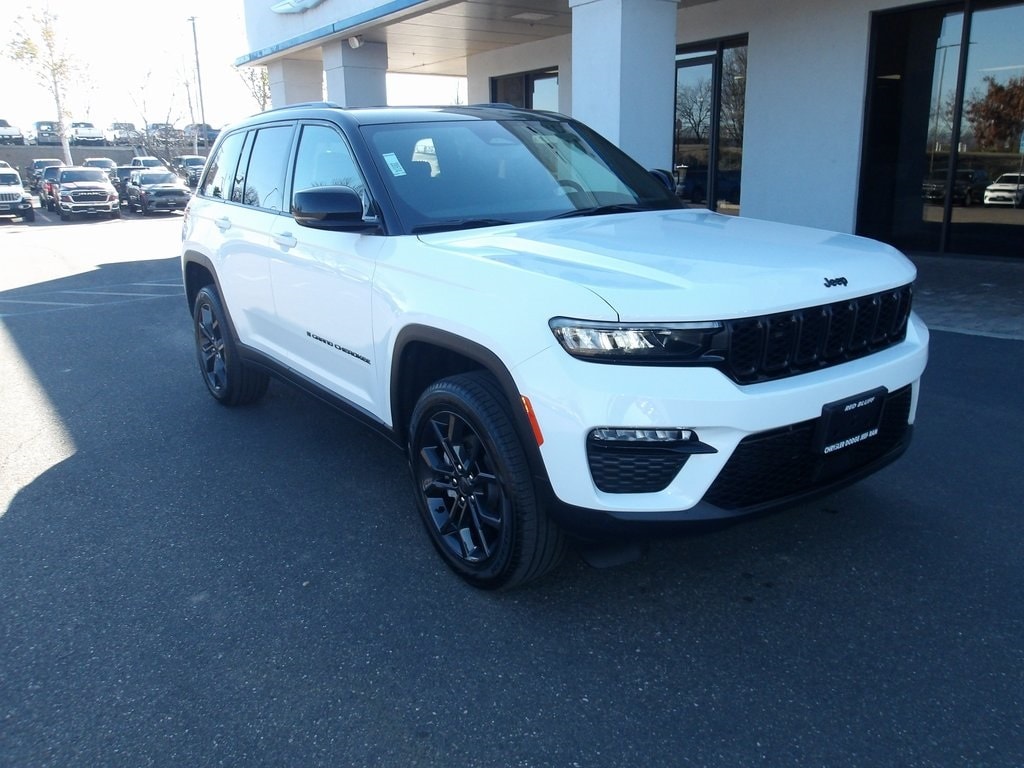 New 2025 Jeep Grand Cherokee LIMITED 4X4 Sport Utility