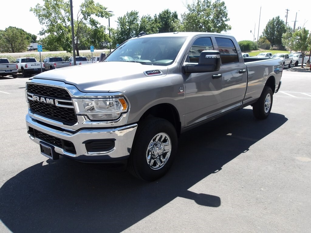 2024 Ram 2500 Tradesman photo 4