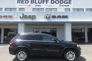 2022 Jeep Grand Cherokee Laredo X SUV