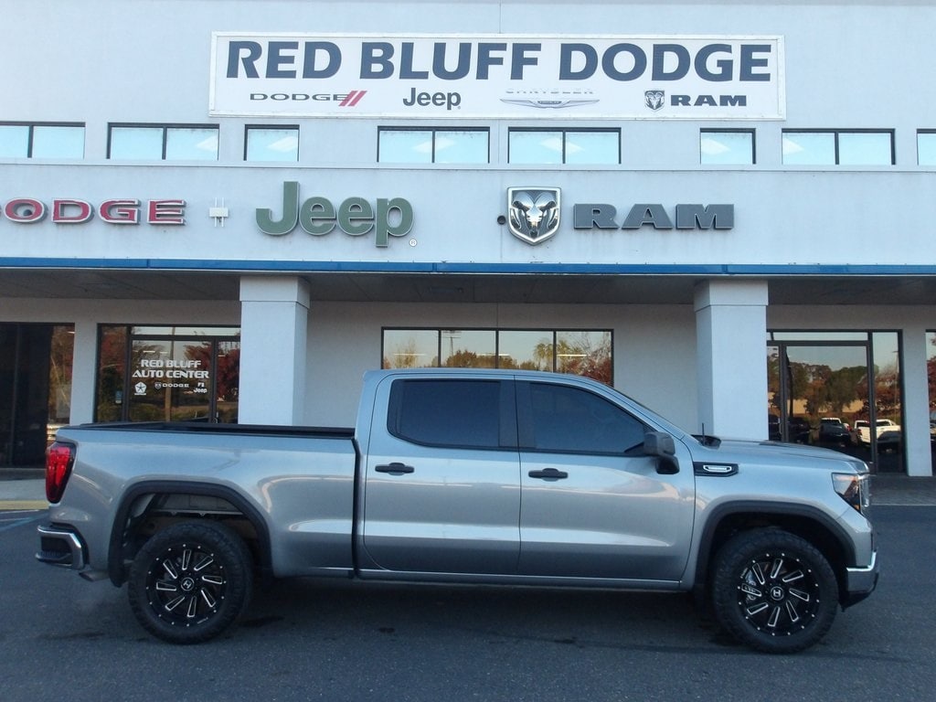 2025 GMC Sierra 1500 Pro's photo