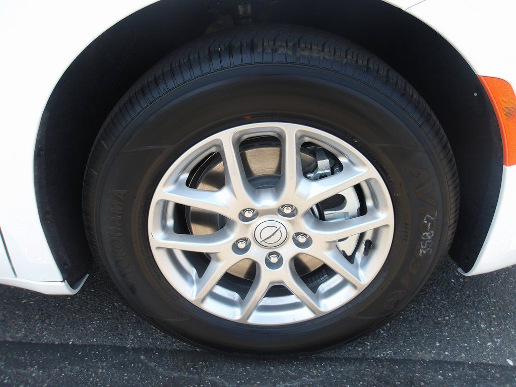 2025 Chrysler Pacifica Select - Photo 10