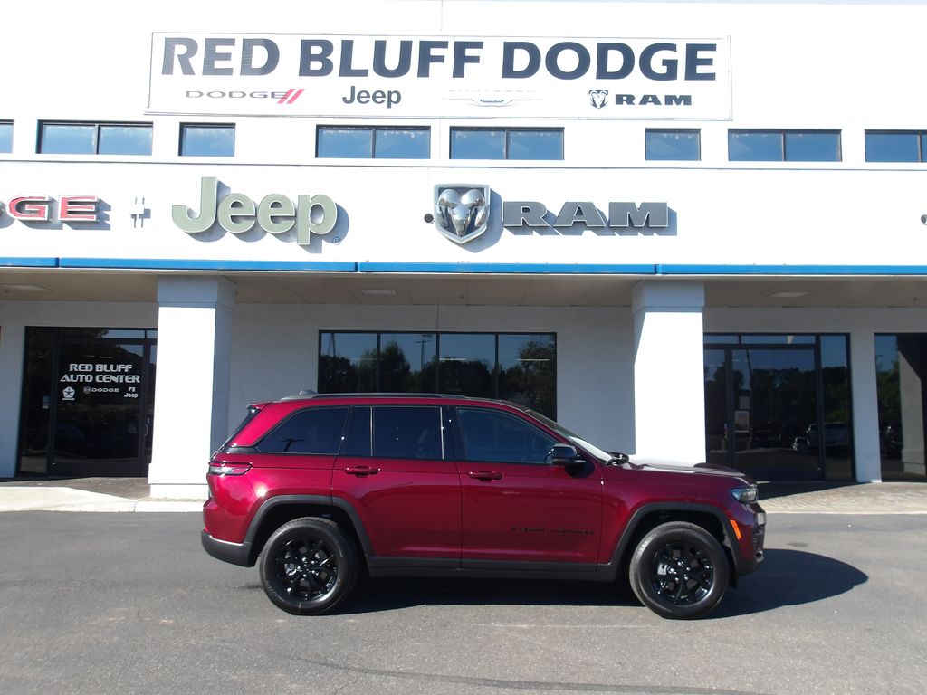 2025 Jeep Grand Cherokee SUV 