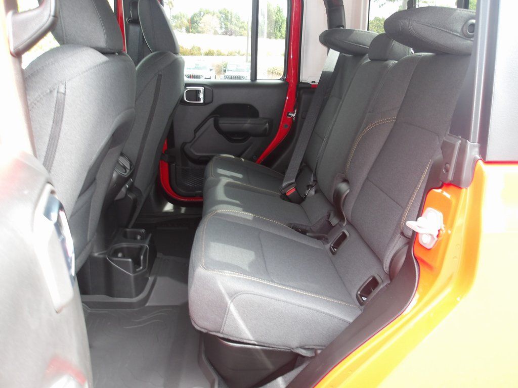 Photo 19