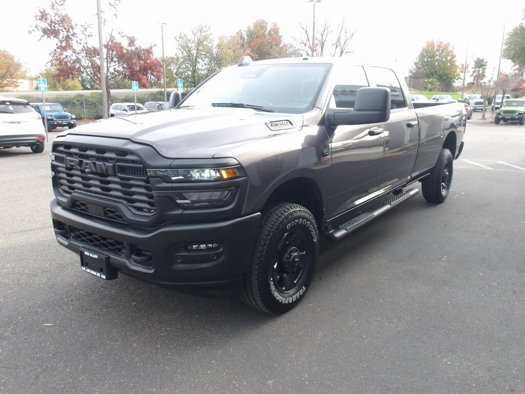 2025 Ram 2500 Tradesman photo 4