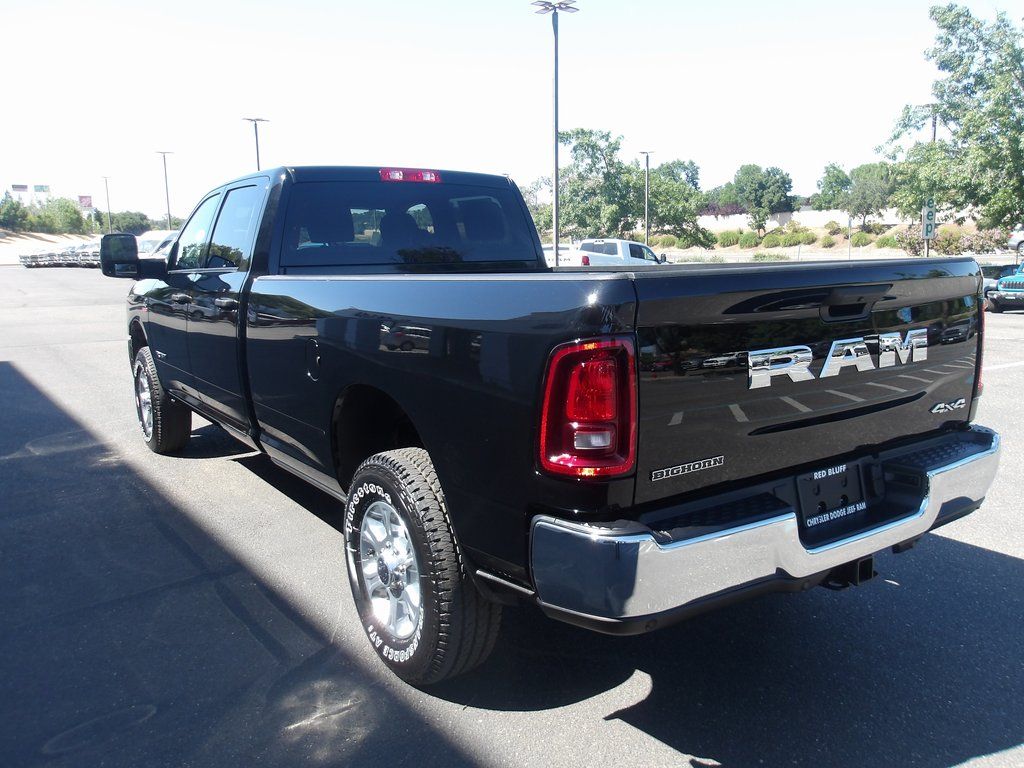 2025 RAM 3500 Big Horn - Photo 6