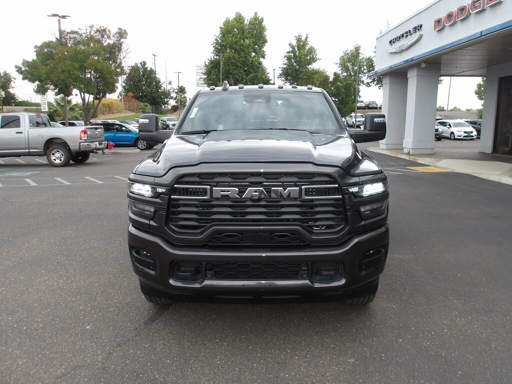 2025 Ram 2500 Big Horn photo 2