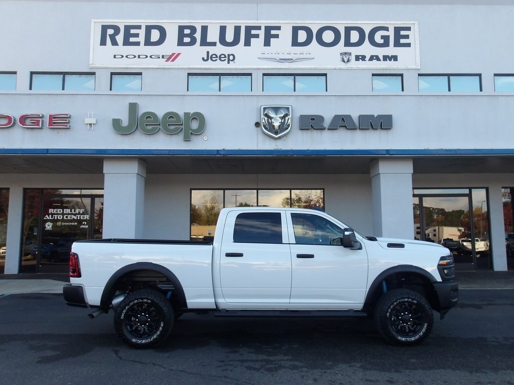 New 2026 Ram 2500 TRADESMAN CREW CAB 4X4 6'4 BOX Crew Cab