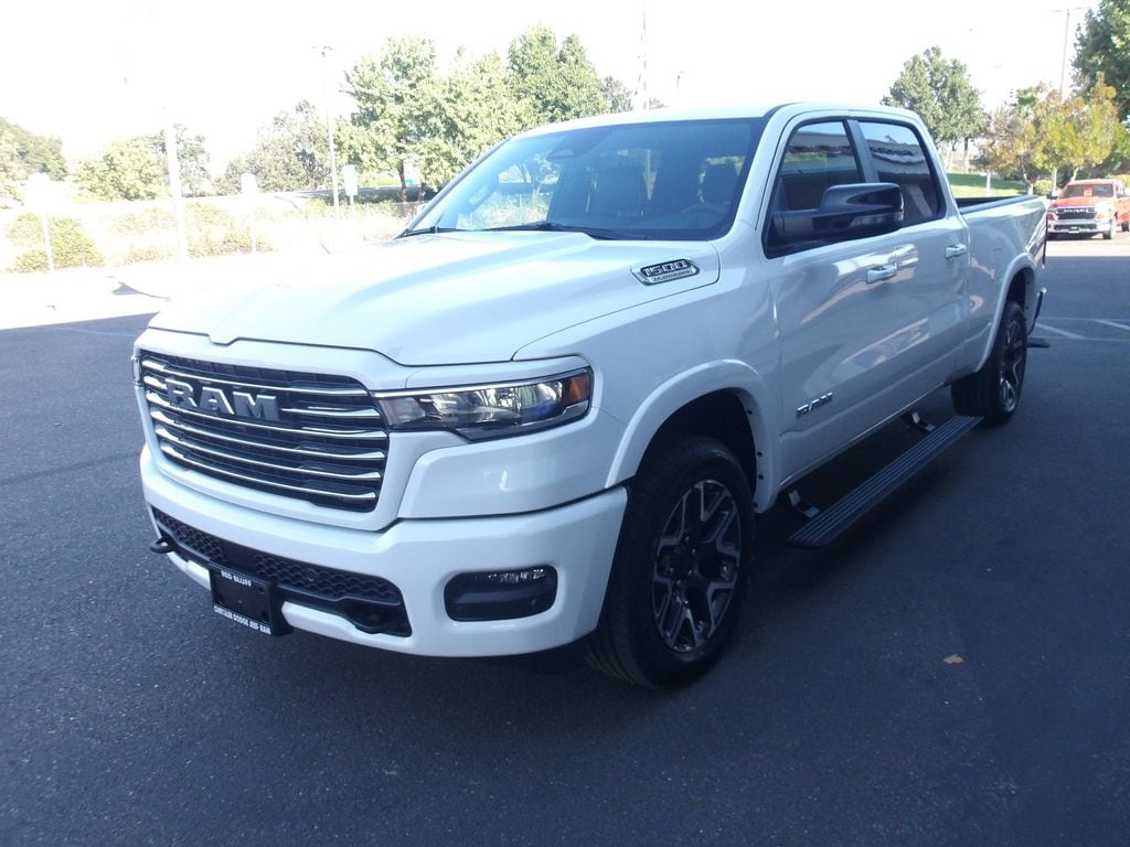 New 2027 Ram 1500 LARAMIE CREW CAB 4X4 6'4 BOX Crew Cab