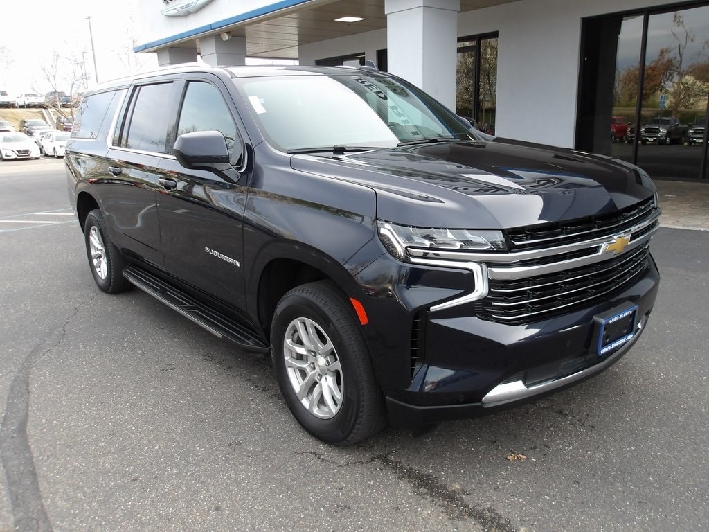 Used 2023 Chevrolet Suburban LT with VIN 1GNSKCKD0PR326253 for sale in Red Bluff, CA