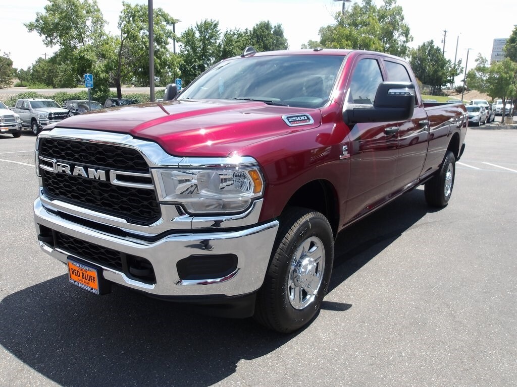 2024 Ram 2500 Tradesman photo 4