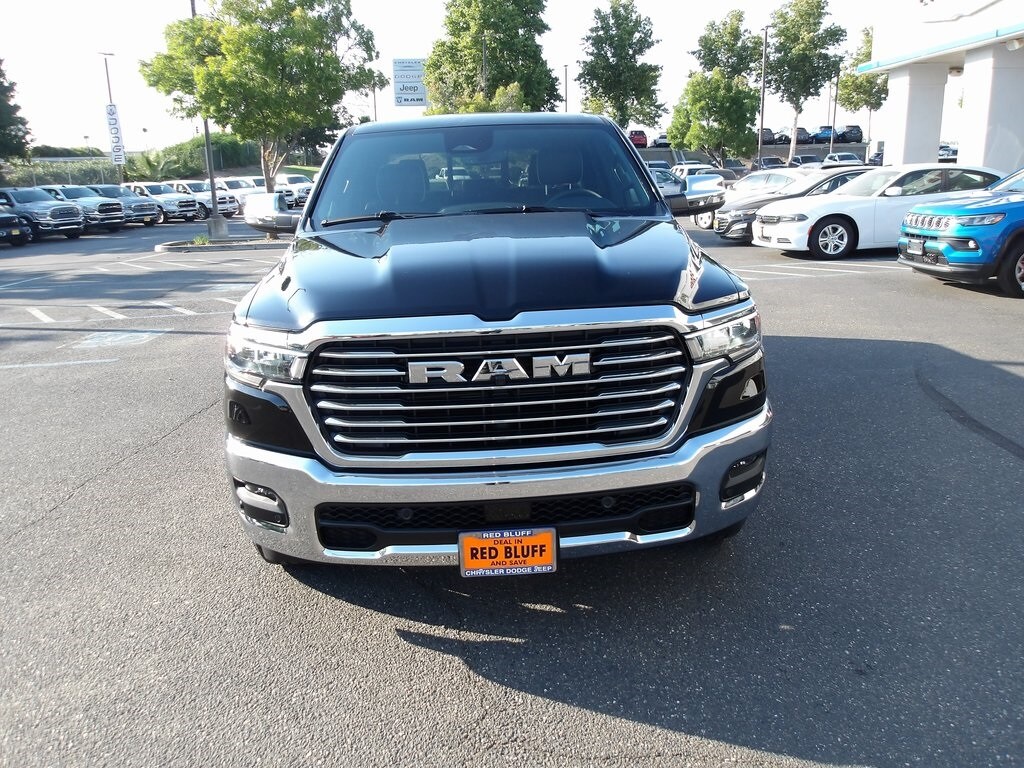 2025 Ram 1500 Laramie photo 3
