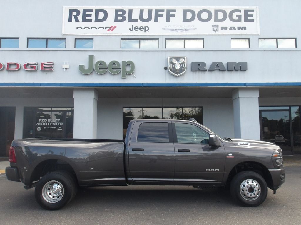 2026 RAM 3500 Big Horn 4X4 Crew Cab LWB's photo