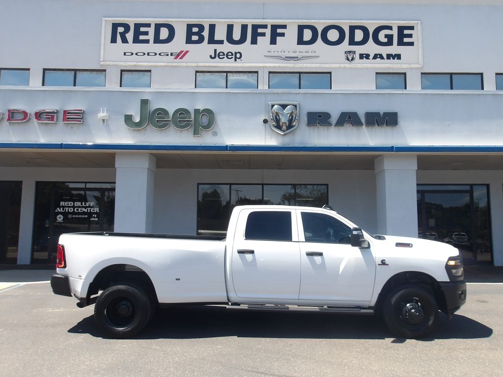 2025 RAM 3500 Tradesman 4X4 Crew Cab LWB's photo