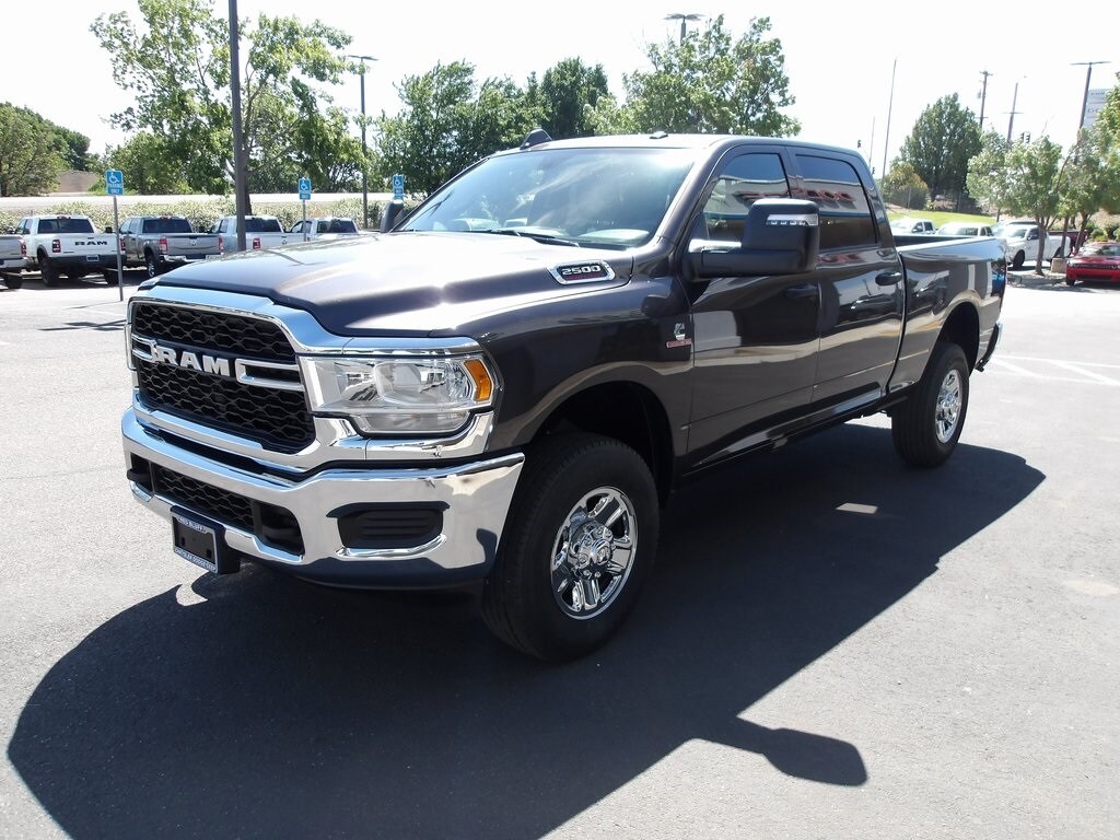 2024 Ram 2500 Tradesman photo 4