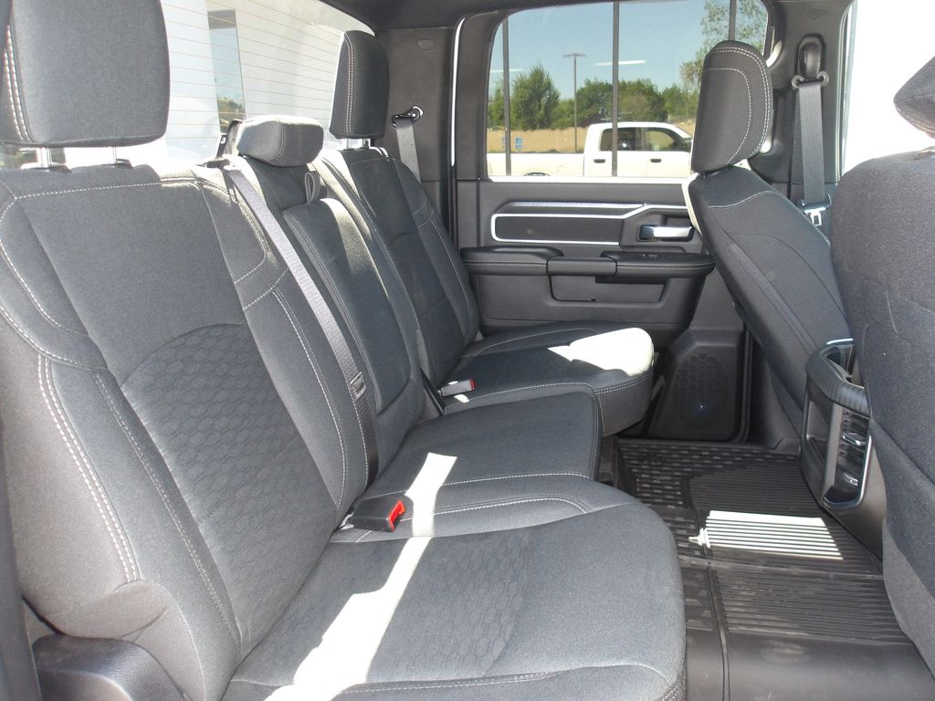 2025 RAM 2500 Big Horn - Photo 19