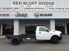 2026 Ram 3500 Chassis Cab TRADESMAN  REGULAR  4X4 84' CA Regular Cab