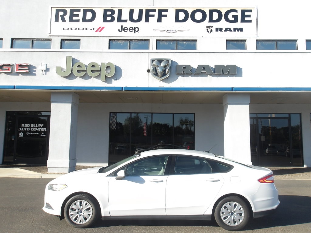 2013 Ford Fusion S