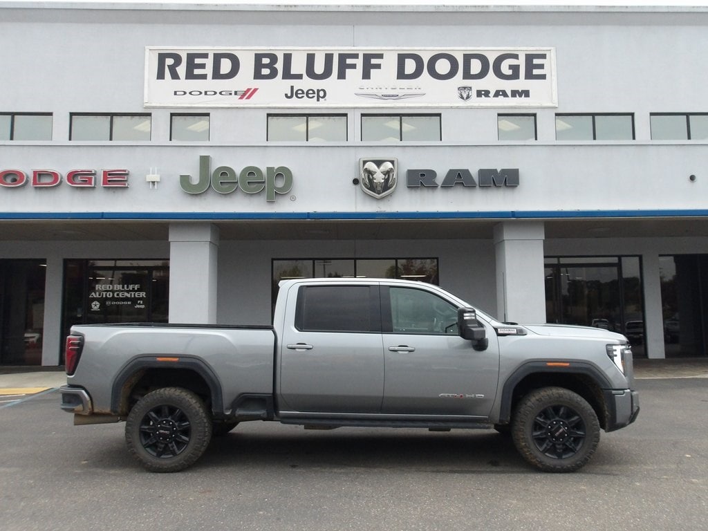 Used 2024 GMC Sierra 2500HD AT4 Truck