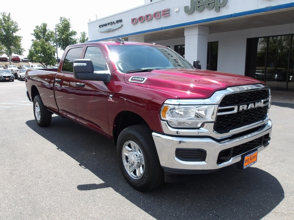 2024 Ram 2500 Tradesman photo 2