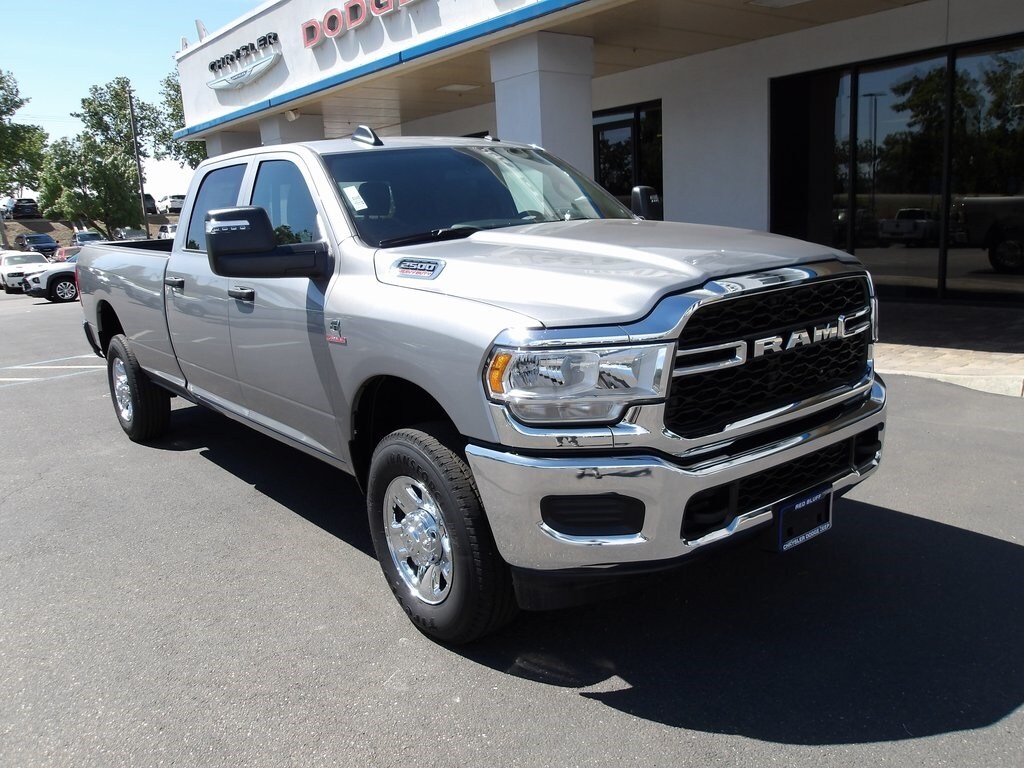 2024 Ram 2500 Tradesman photo 2