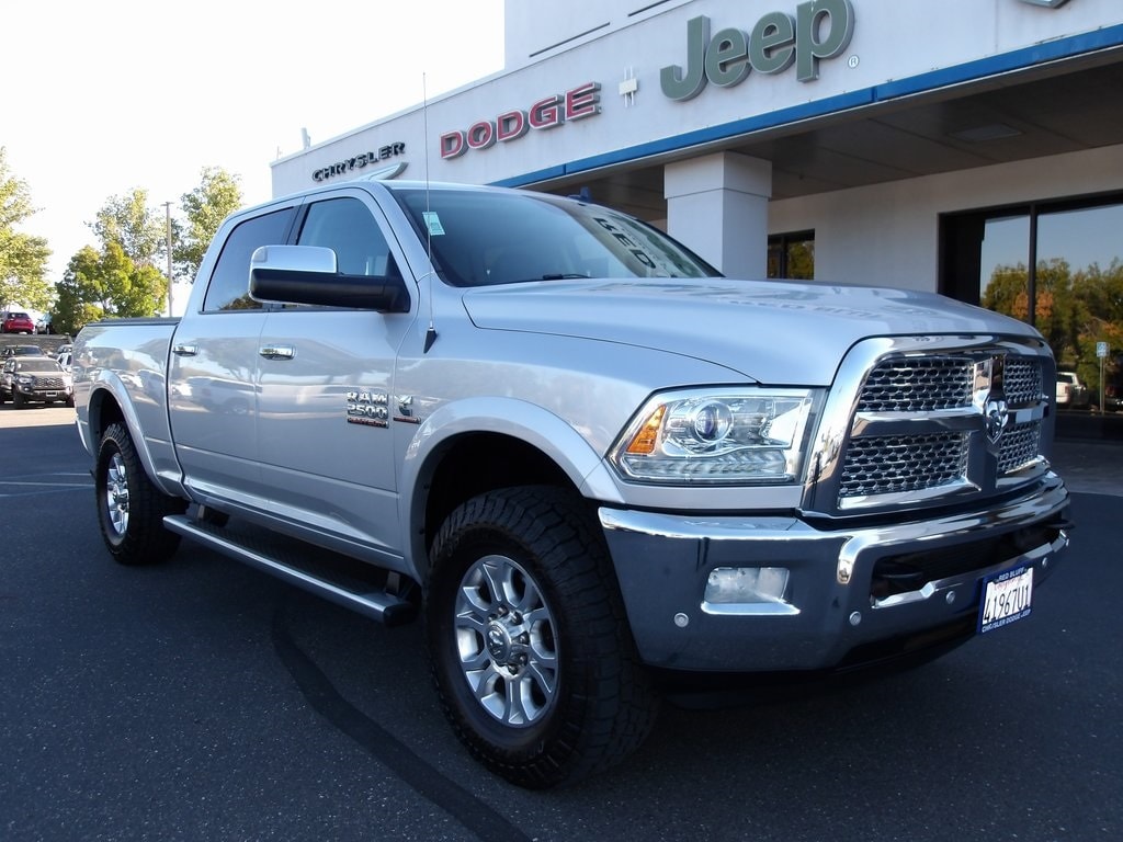 Used 2016 RAM Ram 2500 Pickup Laramie with VIN 3C6UR5FLXGG298785 for sale in Red Bluff, CA