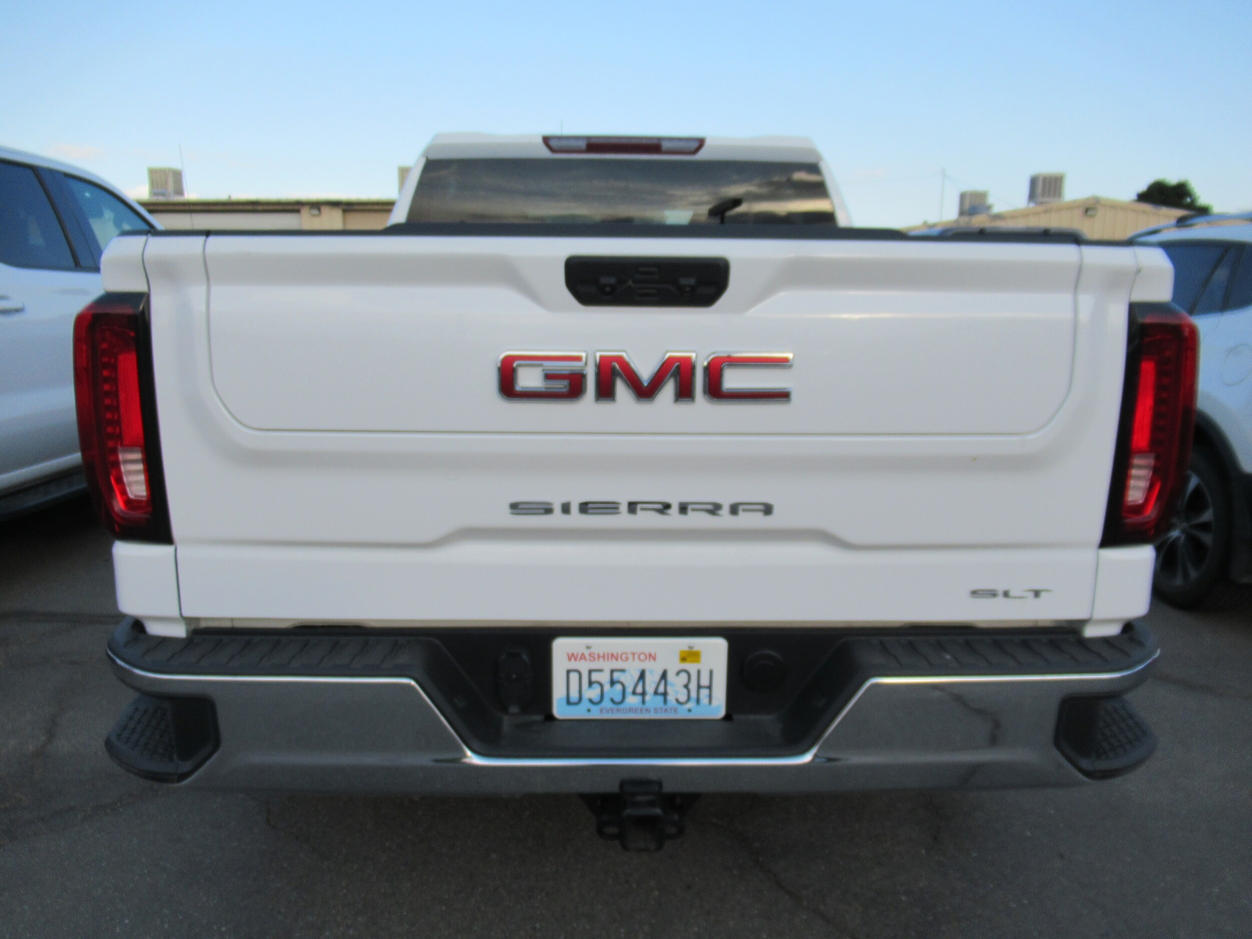 2024 Gmc Sierra 1500 photo 2