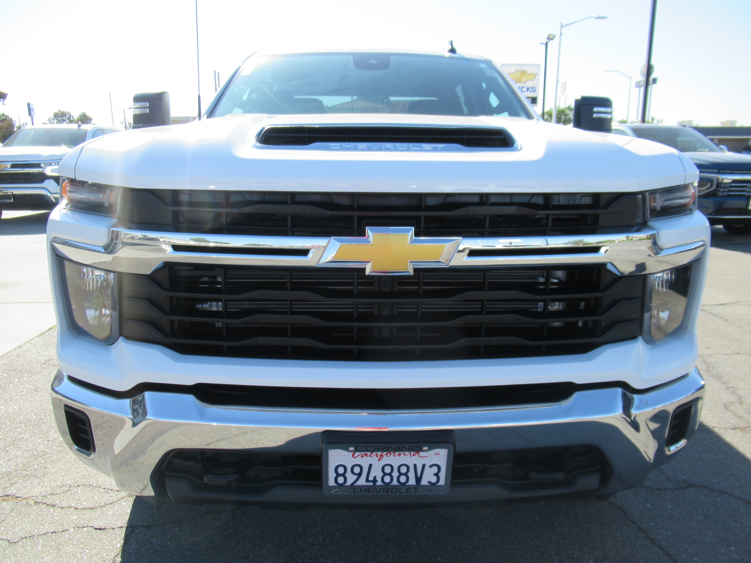 2024 Chevrolet Silverado 2500 HD Cloth photo 3