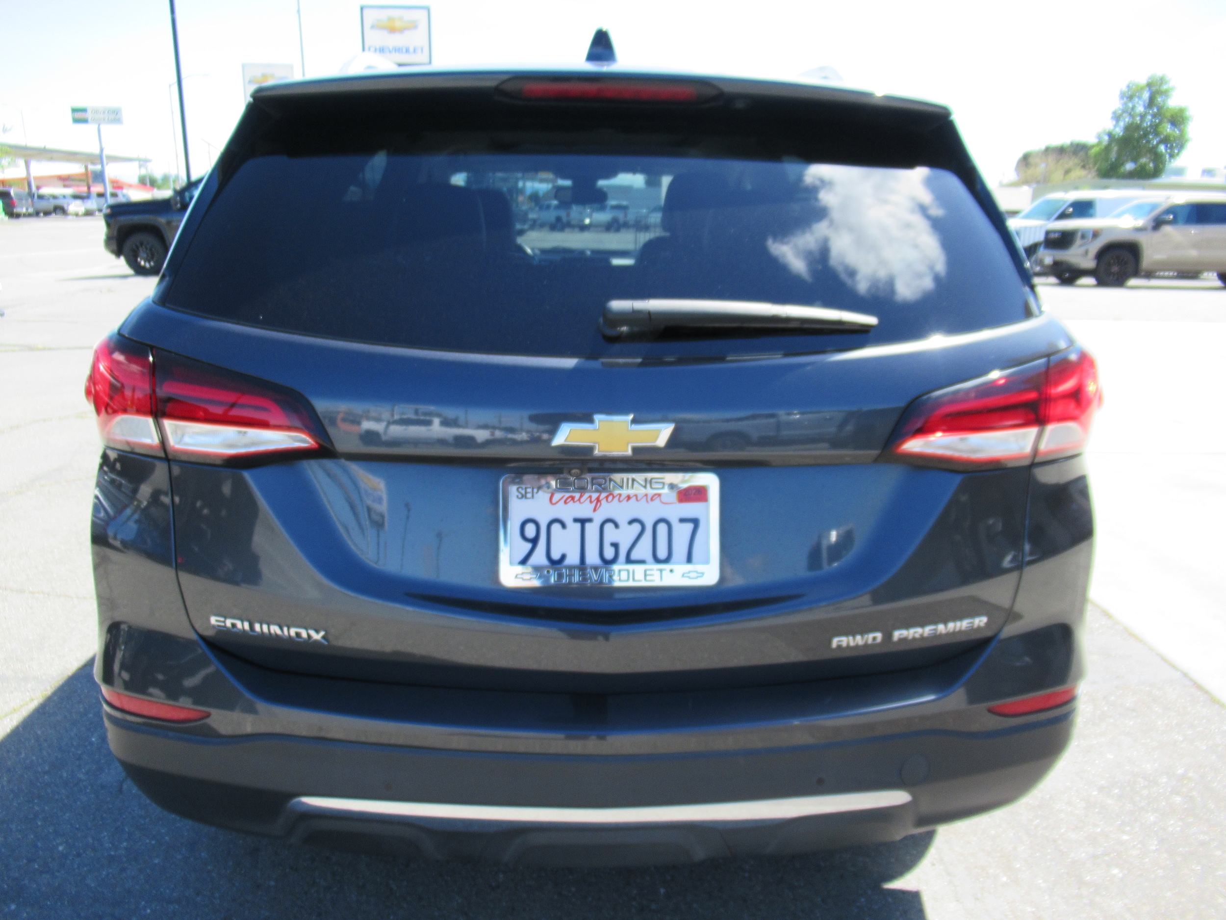 2022 Chevrolet Equinox Leather photo 6