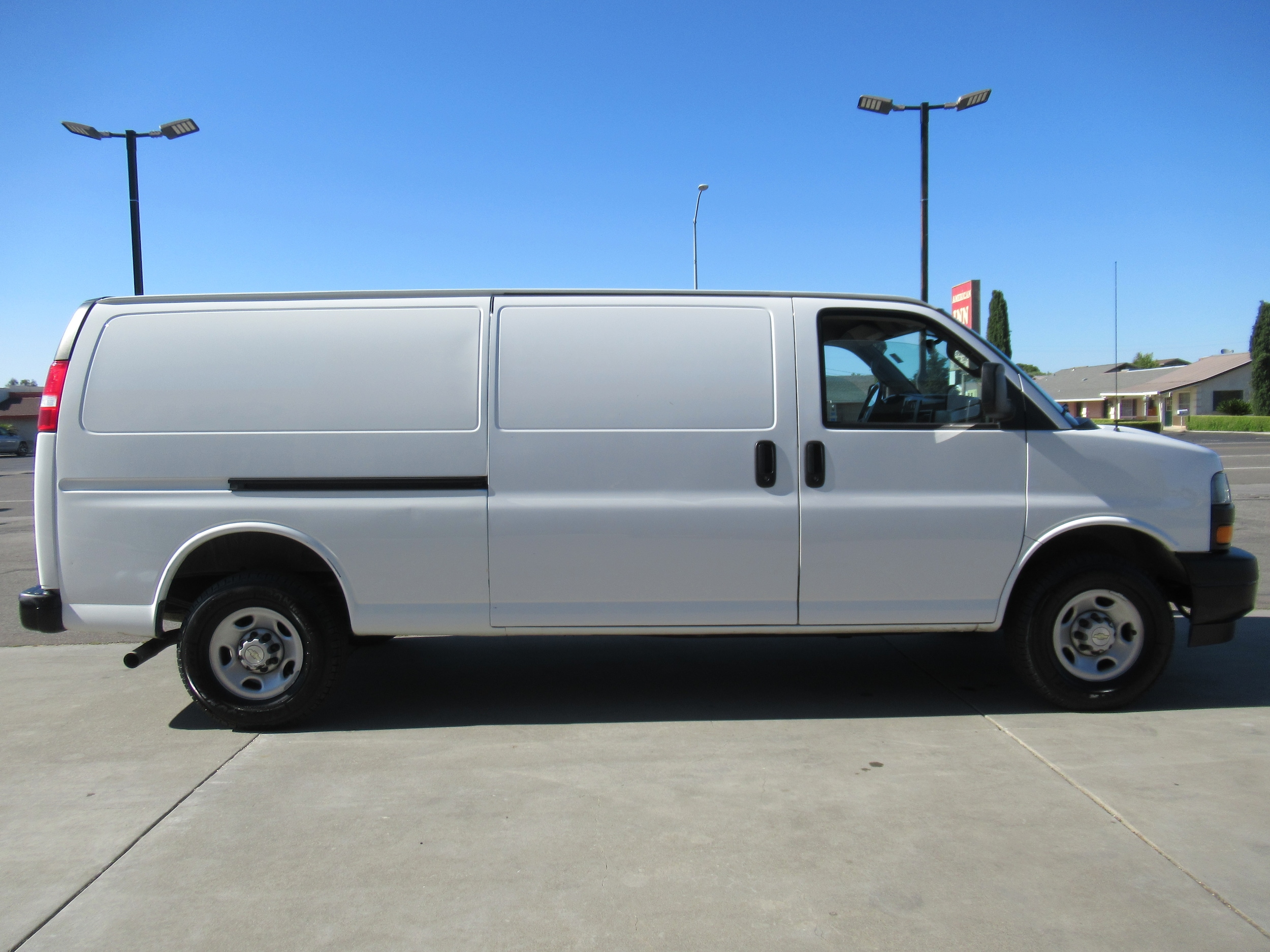 2023 Chevrolet Express 2500 Cloth photo 5