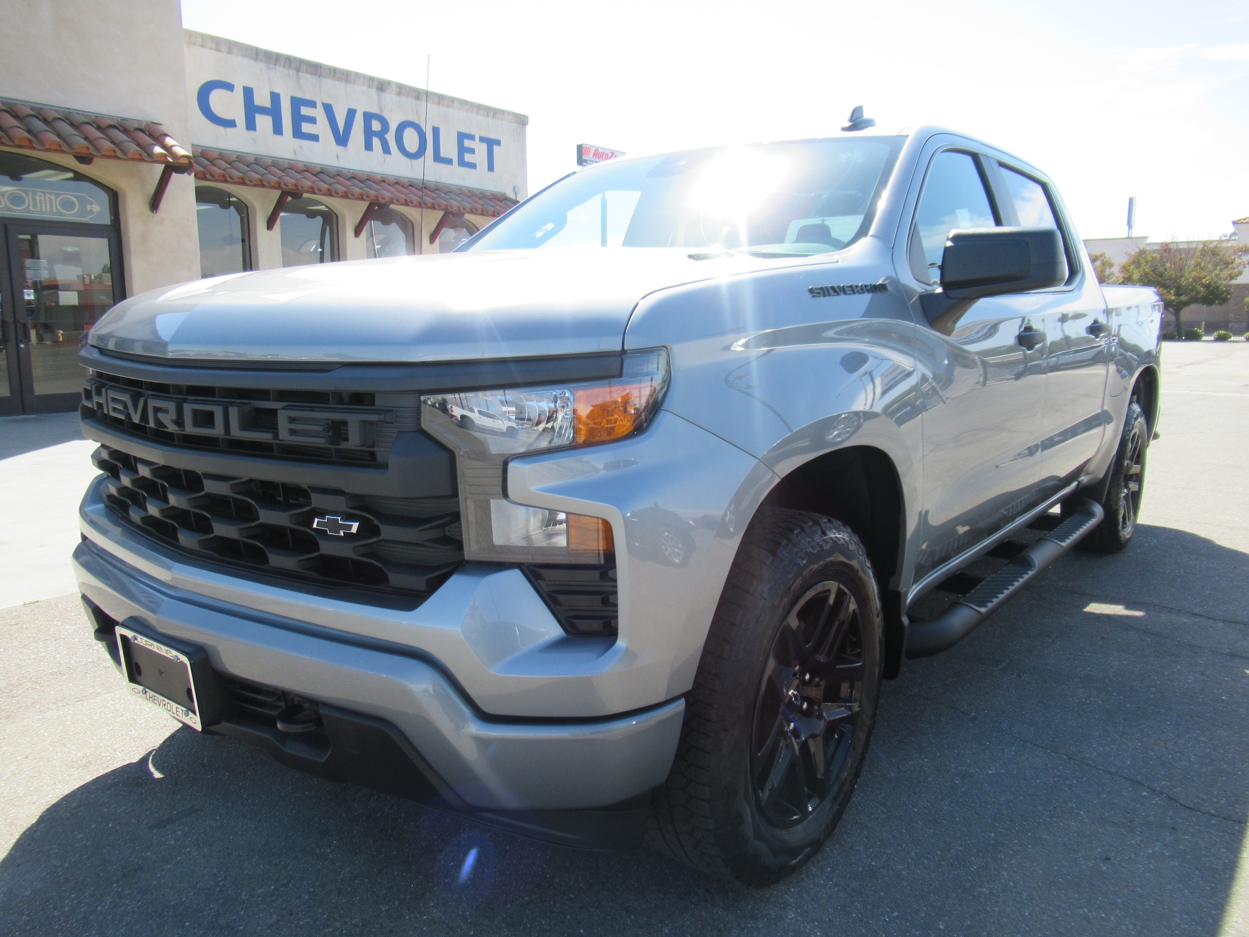 2025 Chevrolet Silverado 1500 Custom