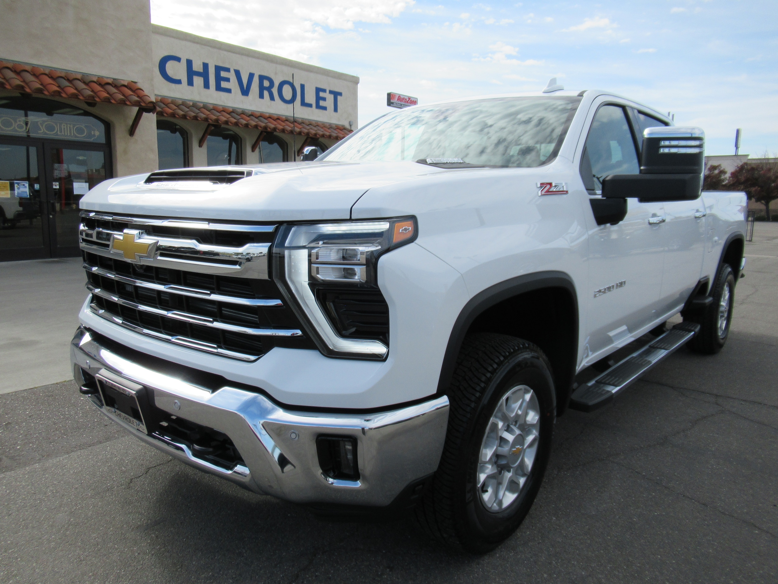 2026 Chevrolet Silverado 2500HD LTZ's photo