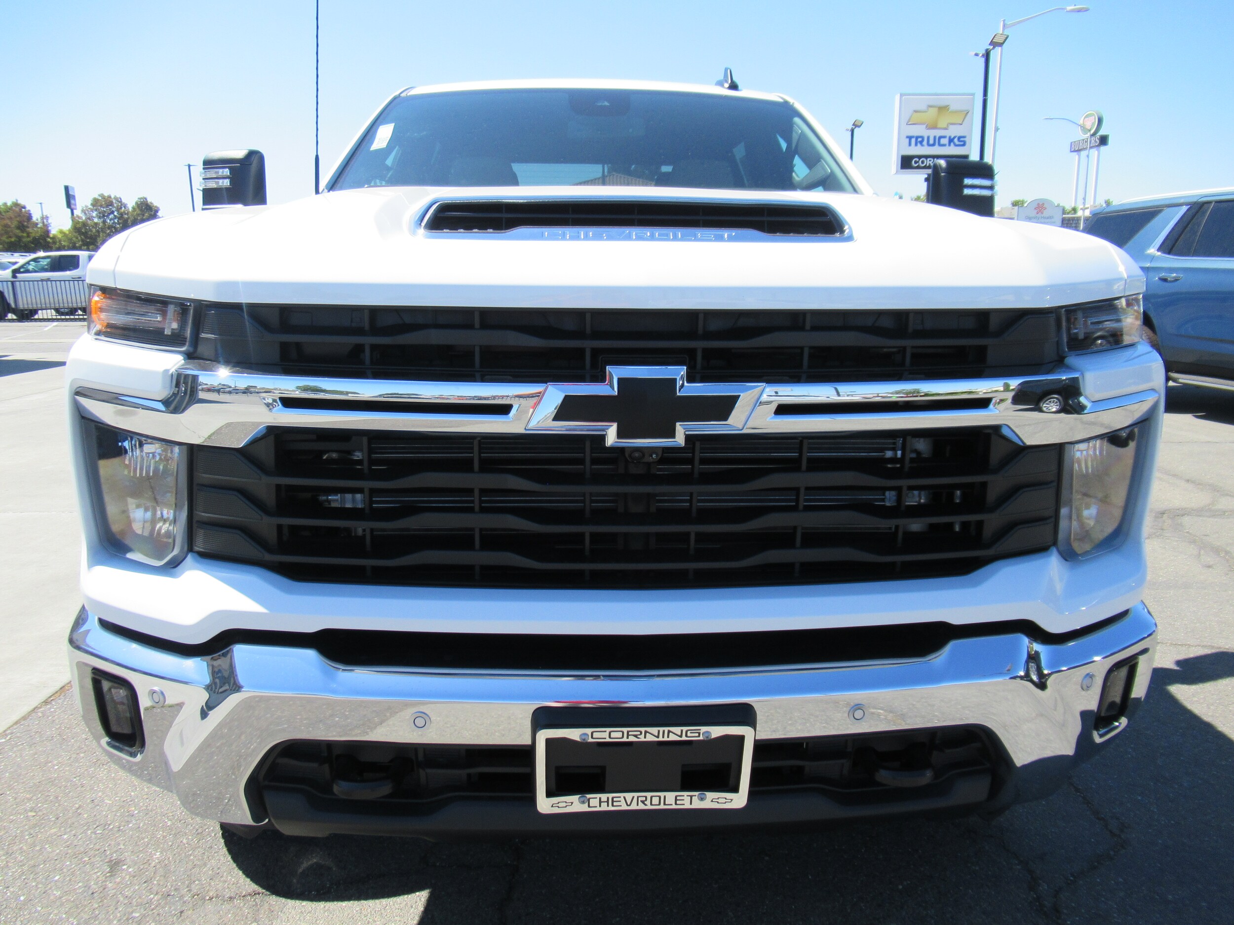 2025 Chevrolet Silverado 2500HD LT photo 3