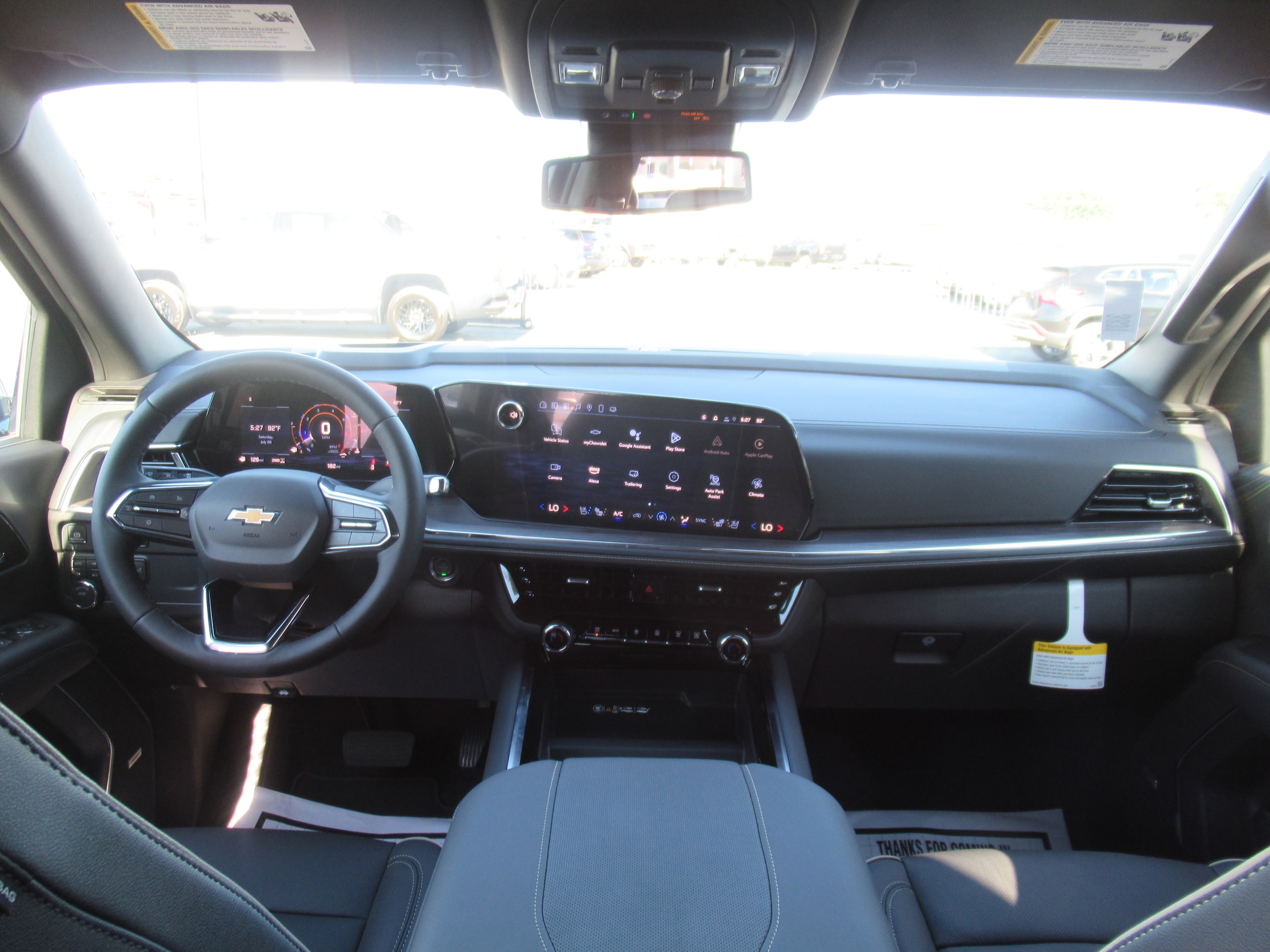2025 Chevrolet Suburban Premier - Photo 17