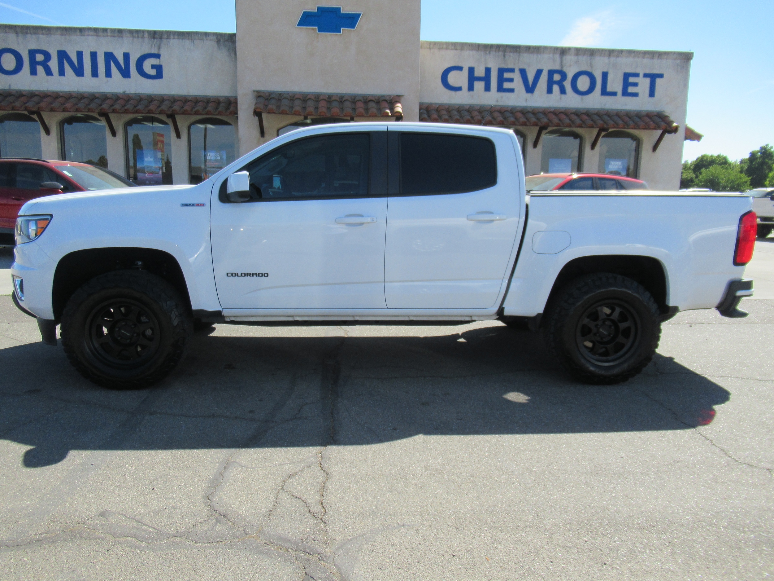 Used 2018 Chevrolet Colorado Z71 with VIN 1GCPTDE13J1109739 for sale in Corning, CA