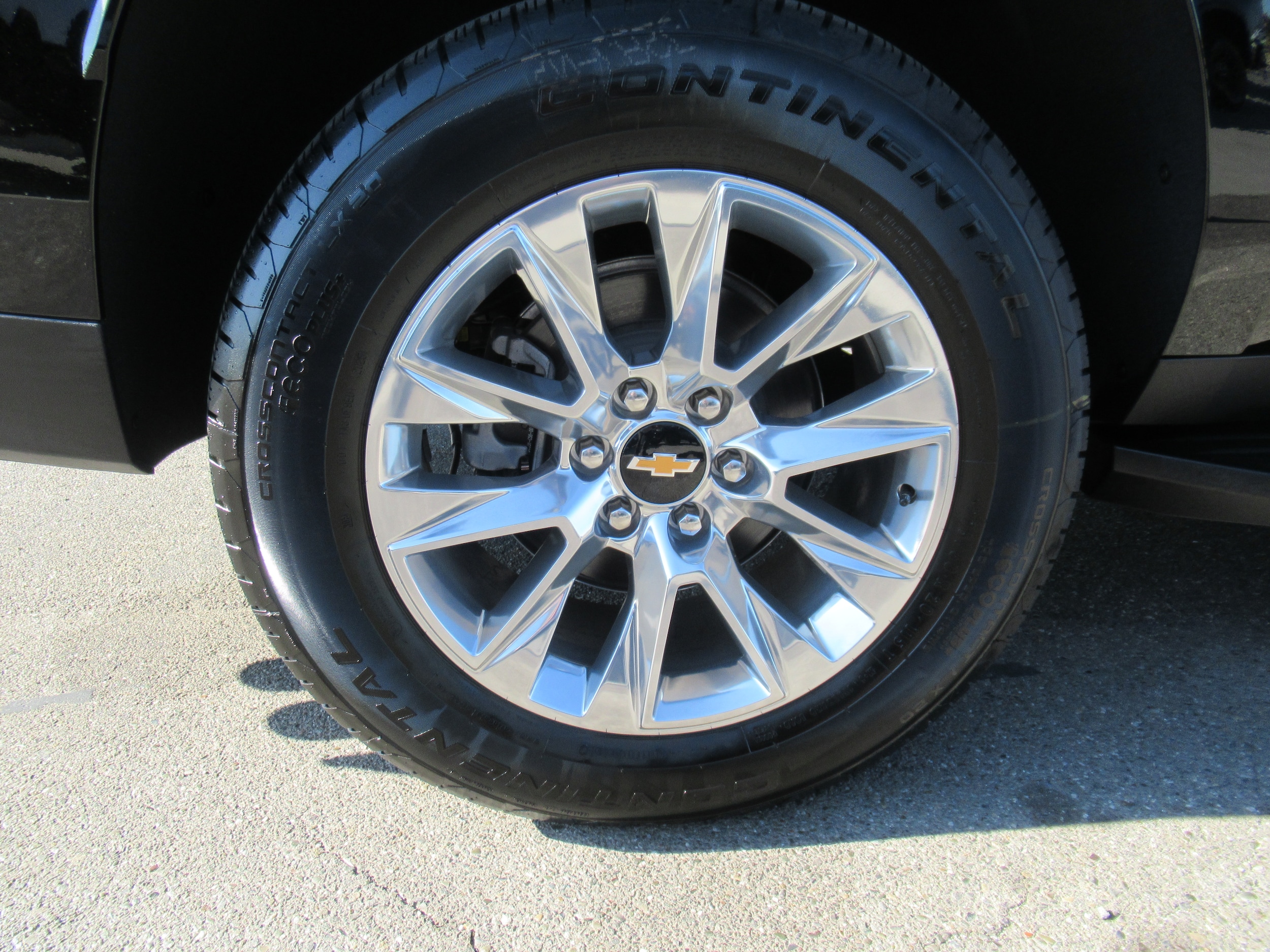 2025 Chevrolet Suburban Premier - Photo 19