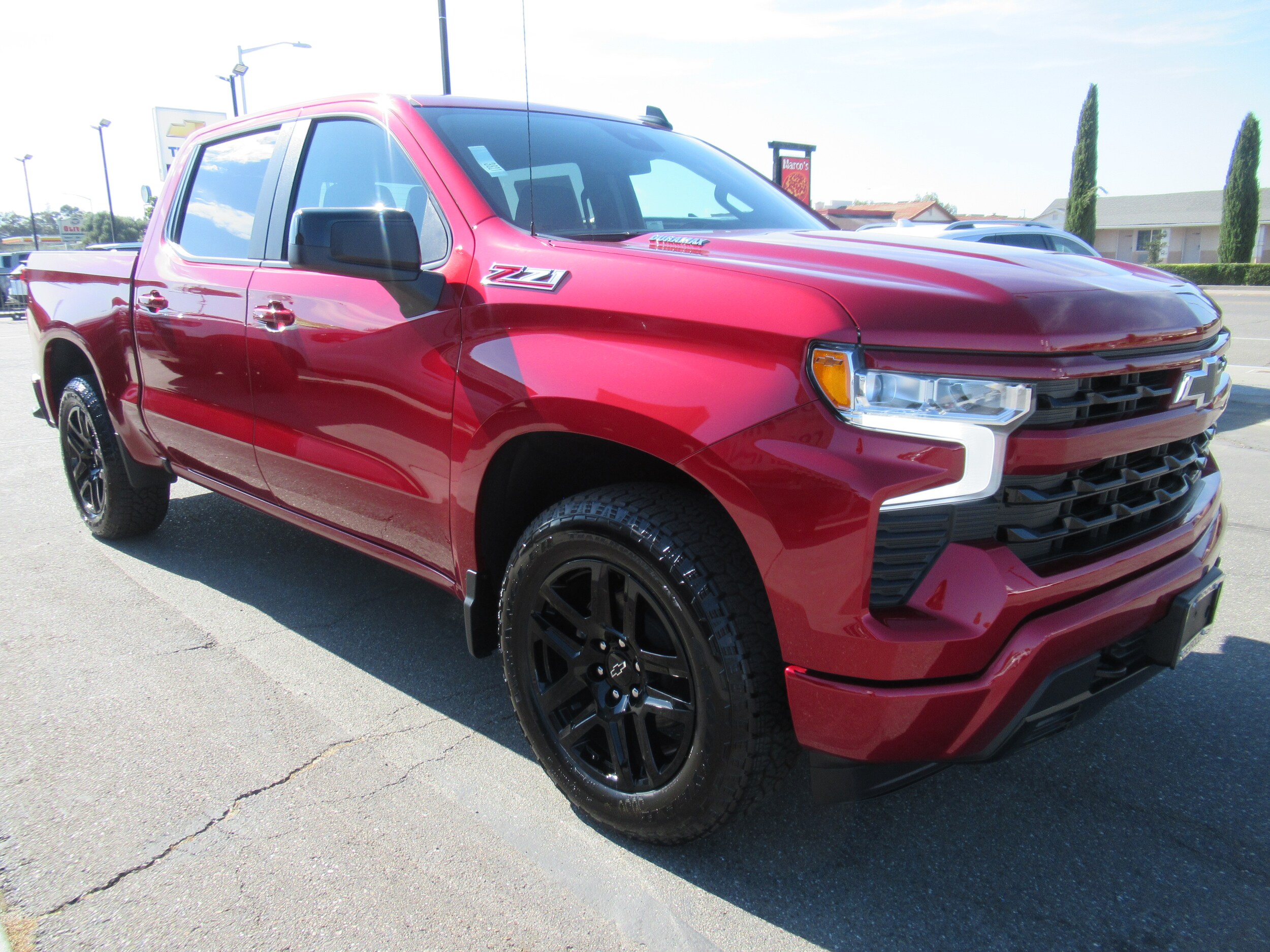 2025 Chevrolet Silverado 1500 RST photo 3