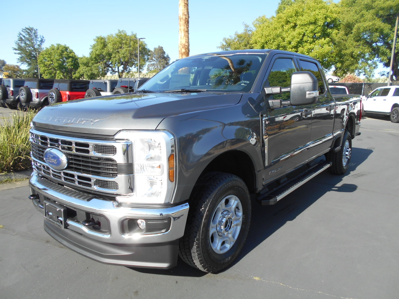 2025 Ford F-250 Super Duty XLT's photo