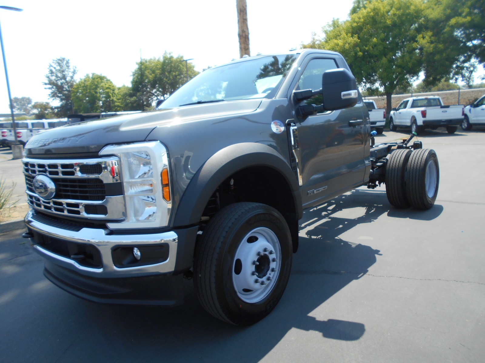 2025 Ford F-600 Super Duty Chassis Cab XL's photo