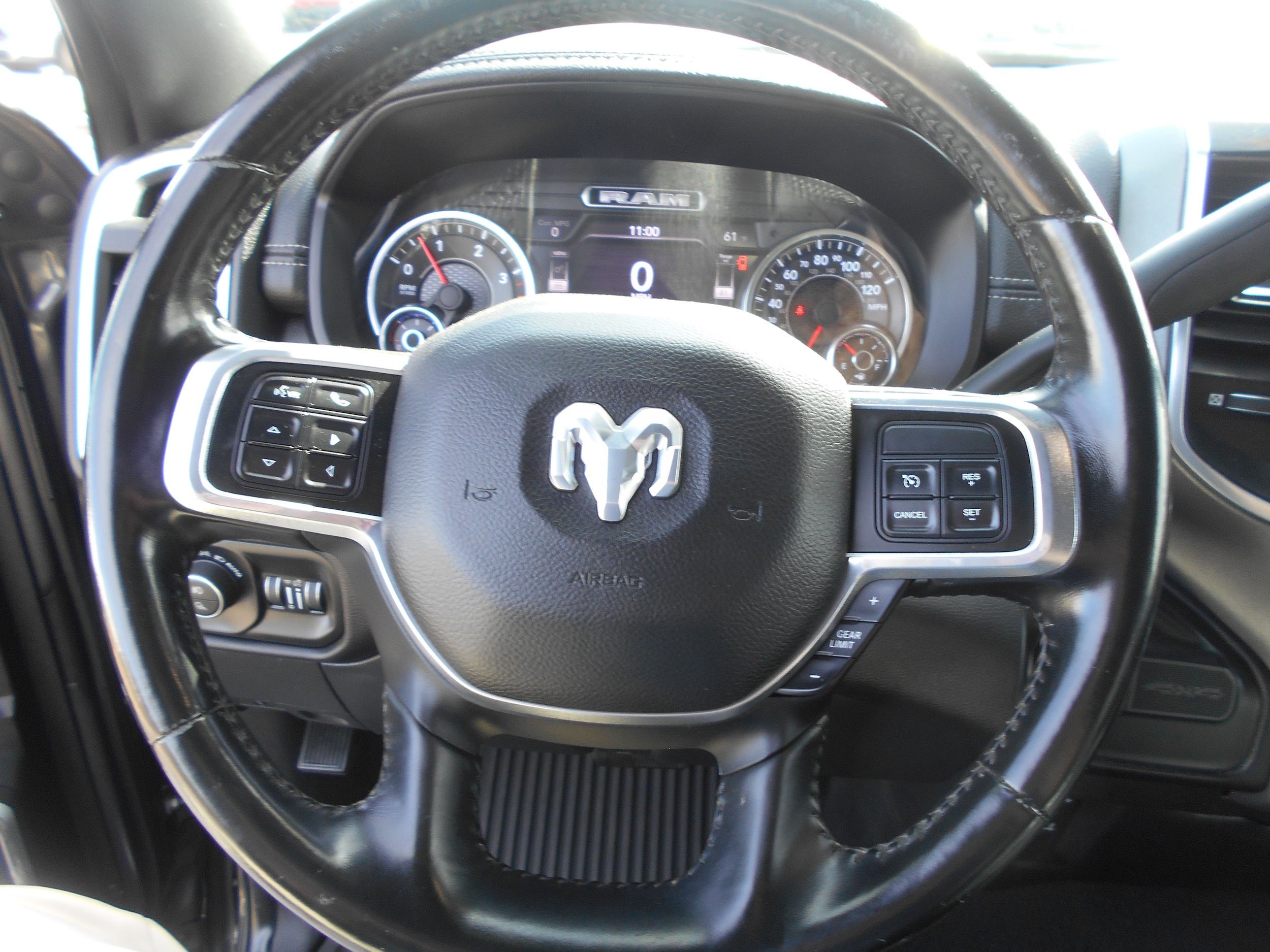 2021 Ram 3500 Leather photo 4