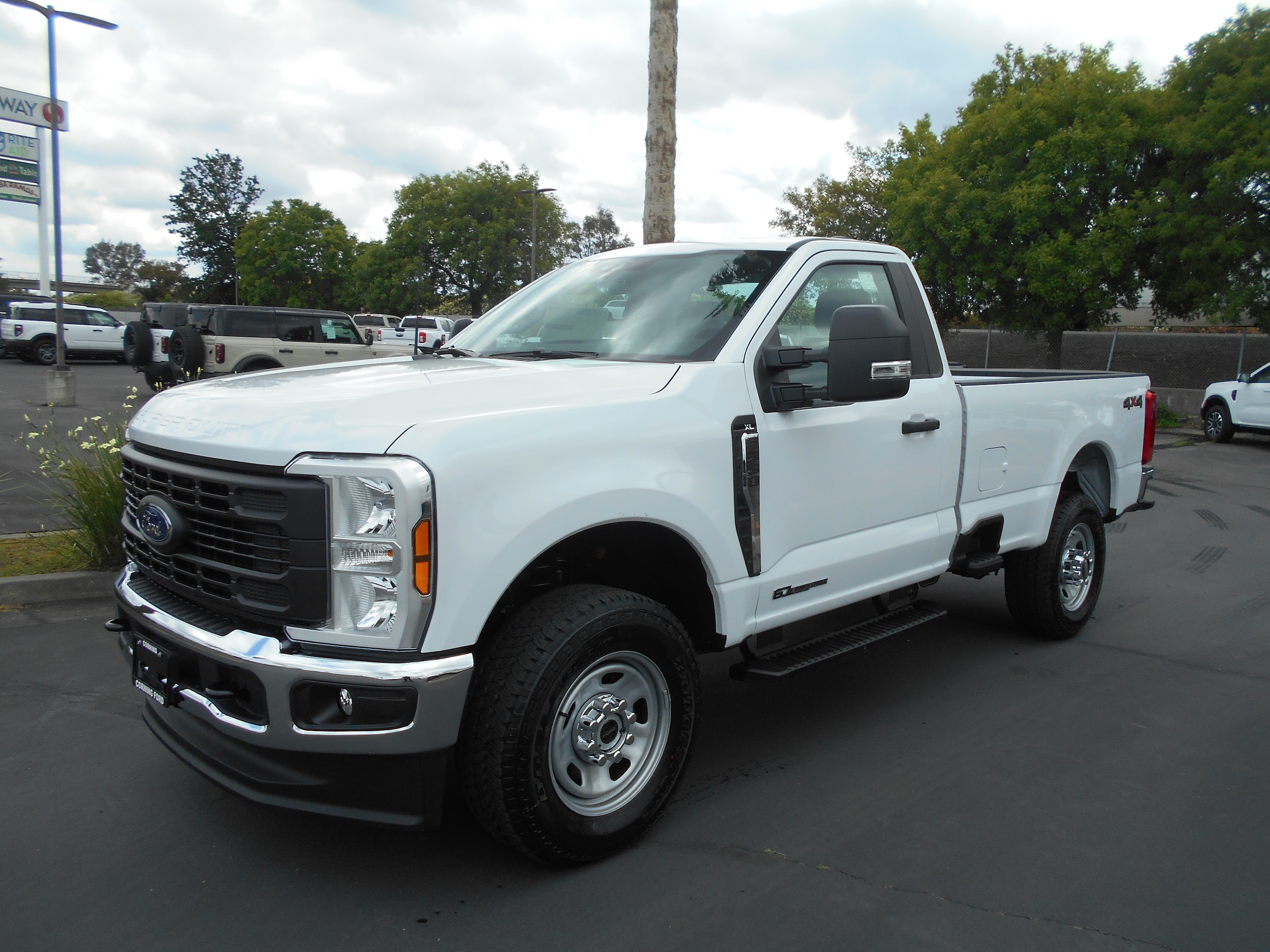 2026 Ford F-350 XL 4x4 Regular Cab 8' Box SRW's photo