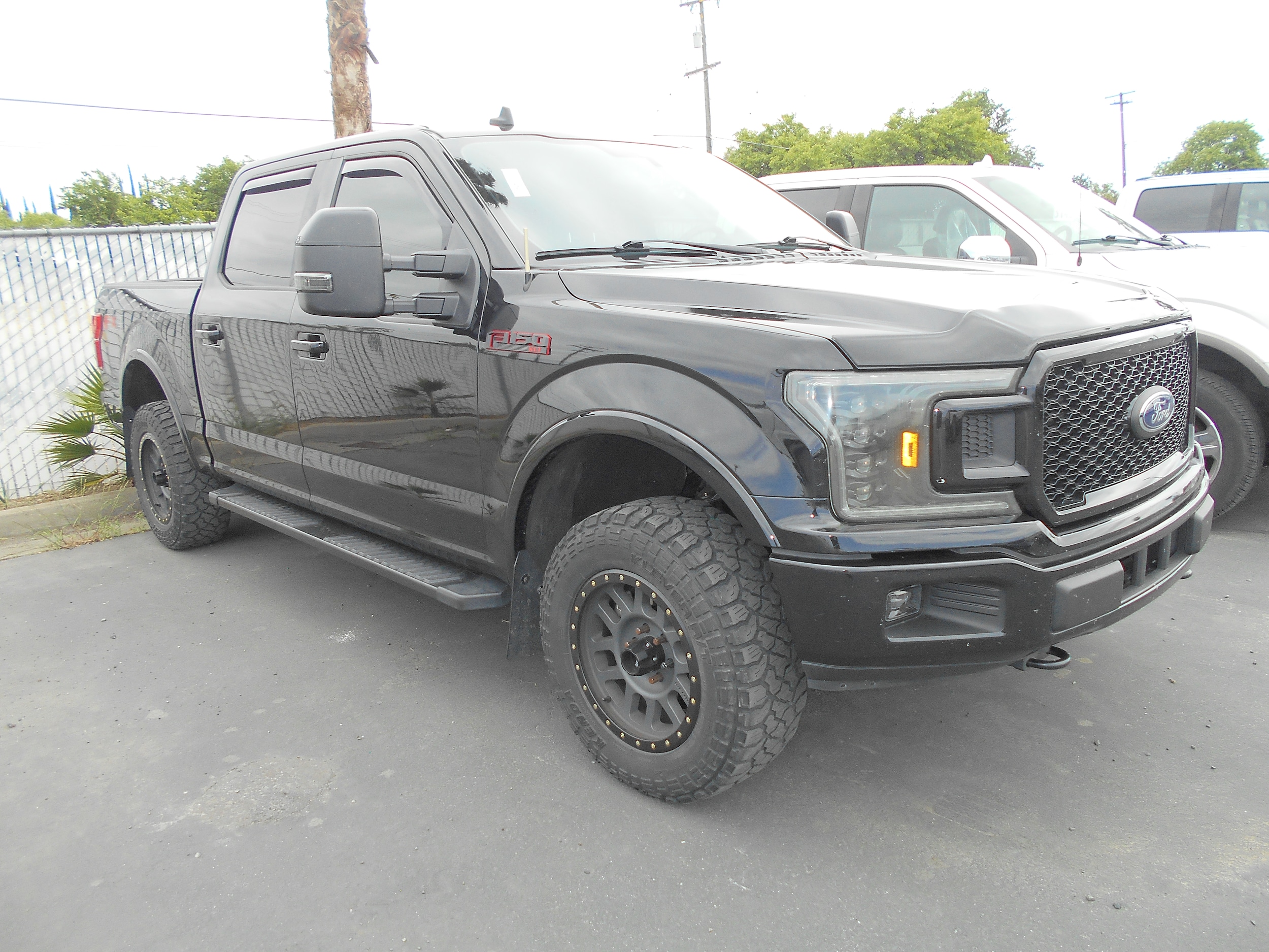 2019 Ford F-150 Cloth photo 3