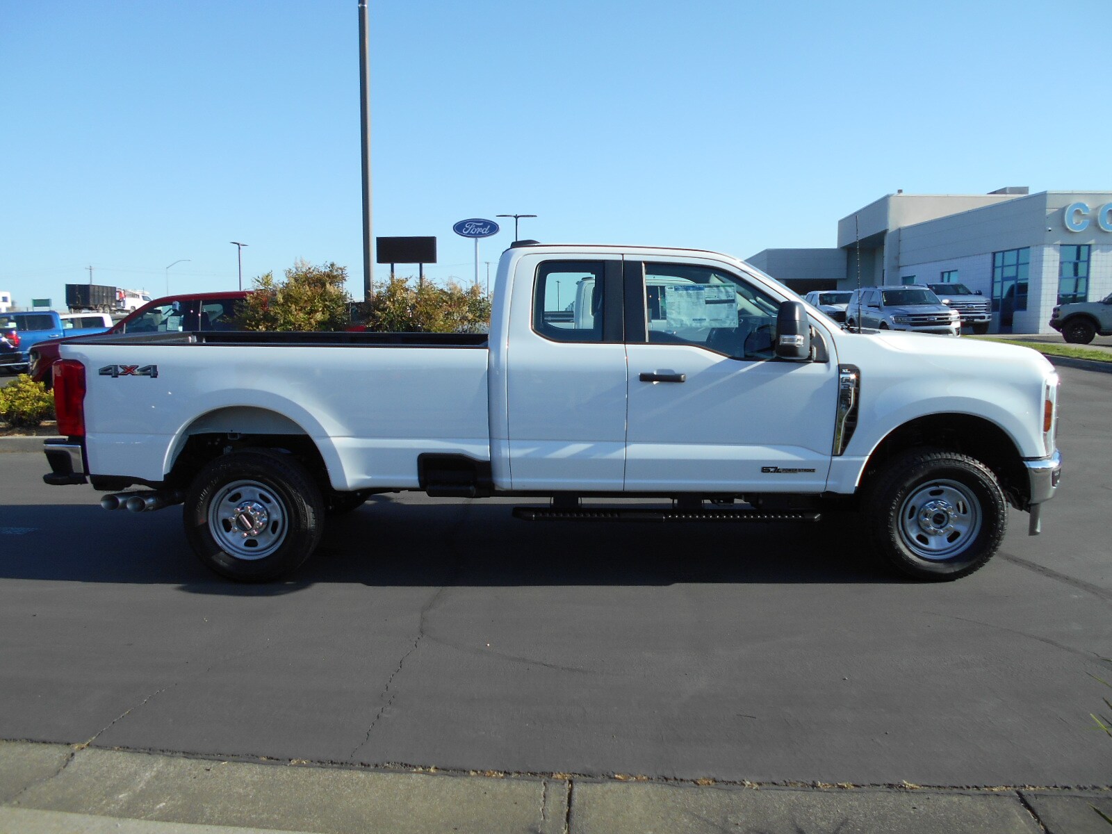 2025 Ford F-350 XL photo 2