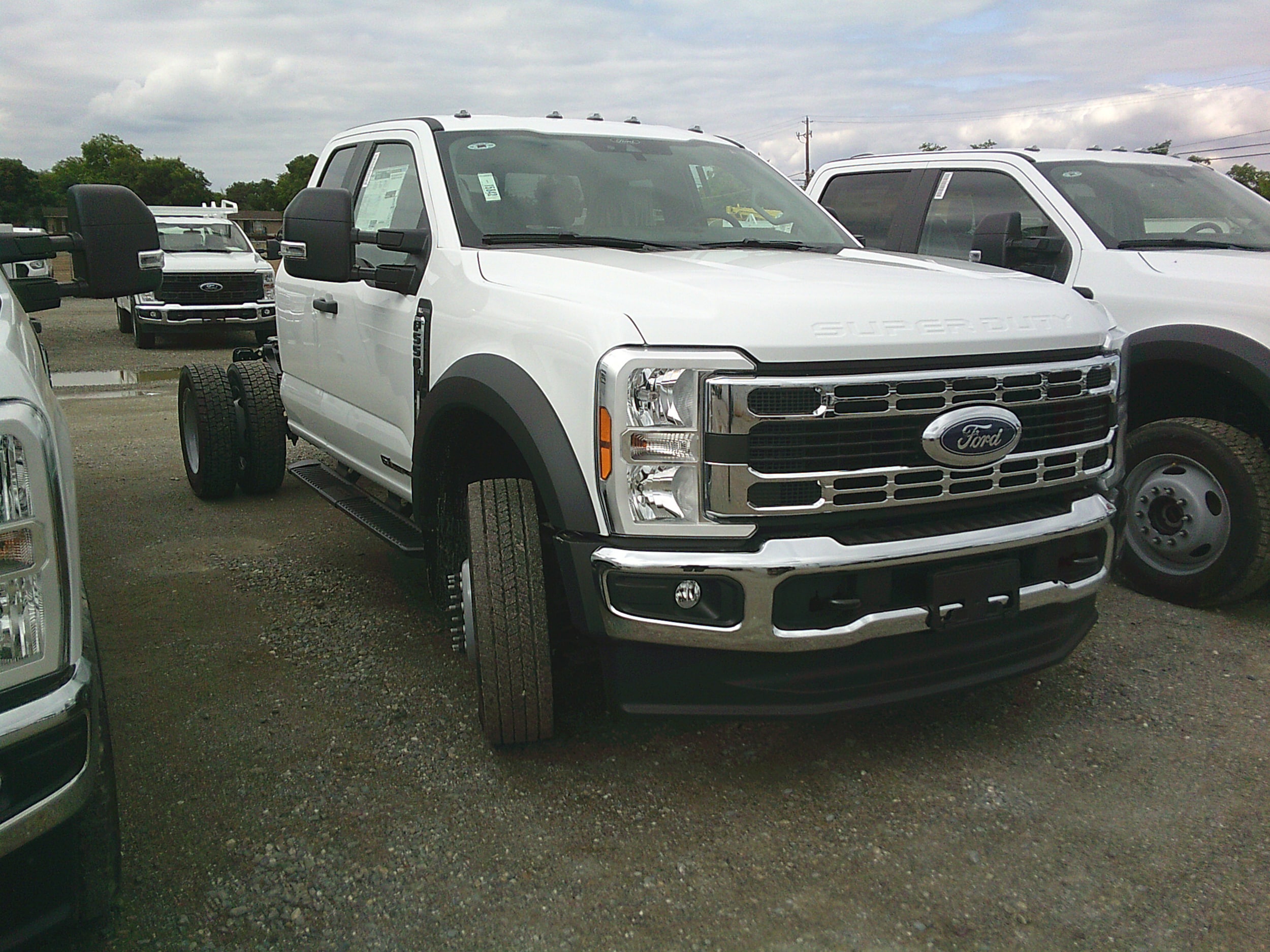 2026 Ford F-550 XL 4x4 SuperCab 168-In DRW's photo