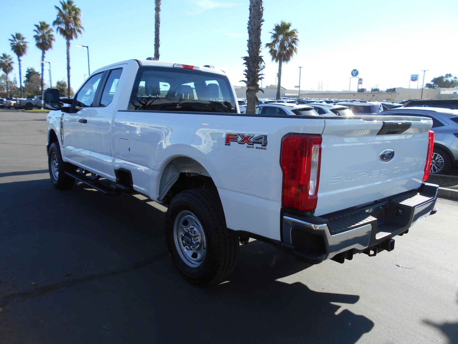 2025 Ford F-350 XL photo 3