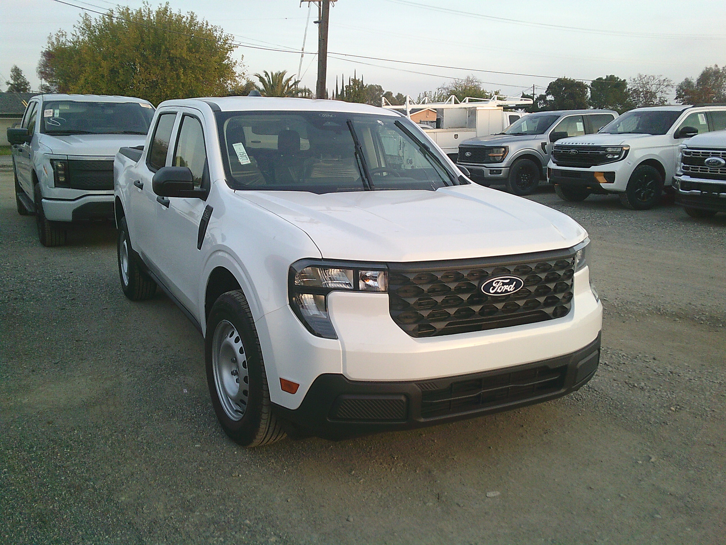 2026 Ford Maverick XL's photo