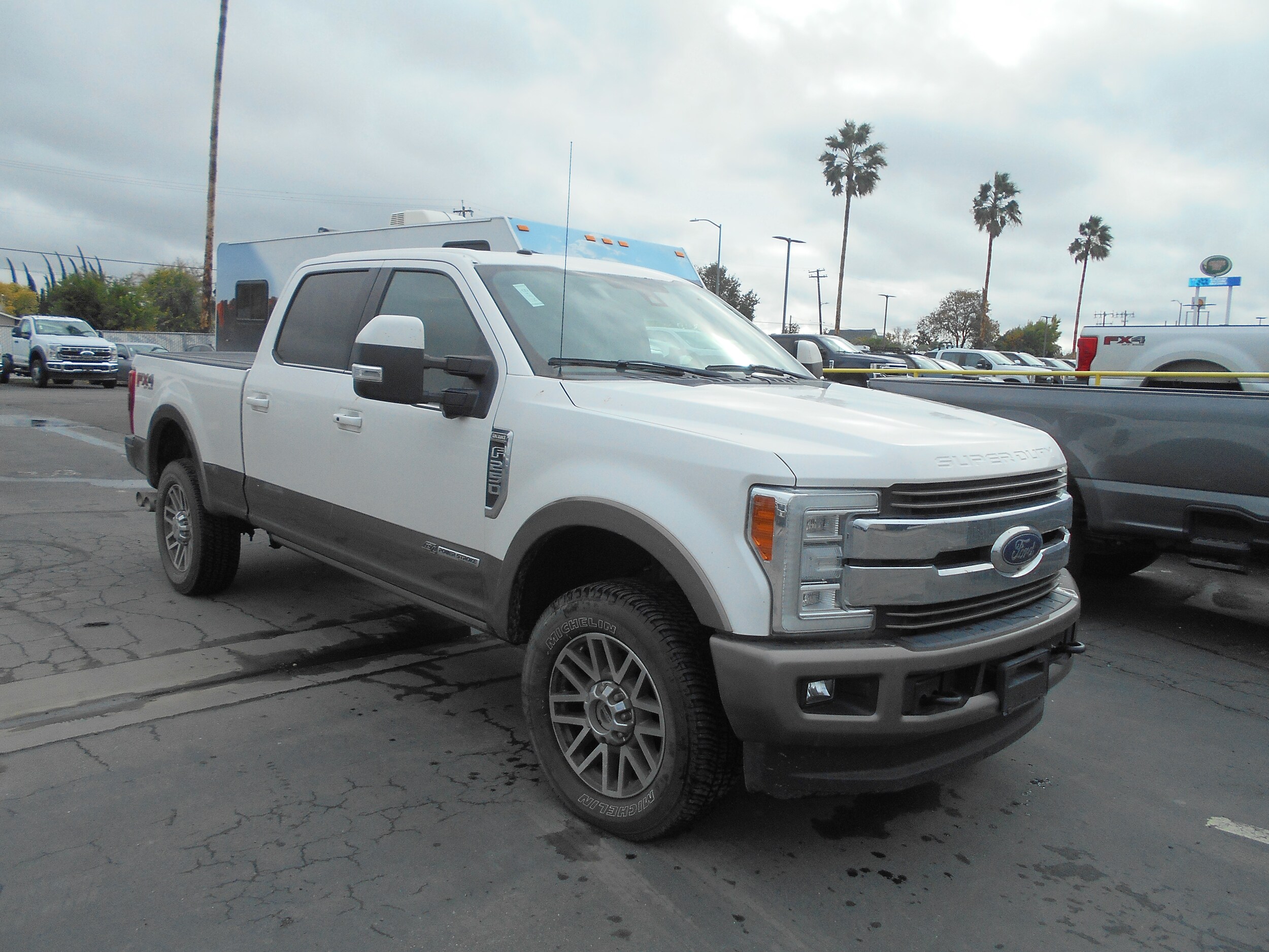 2018 Ford F-250 photo 2