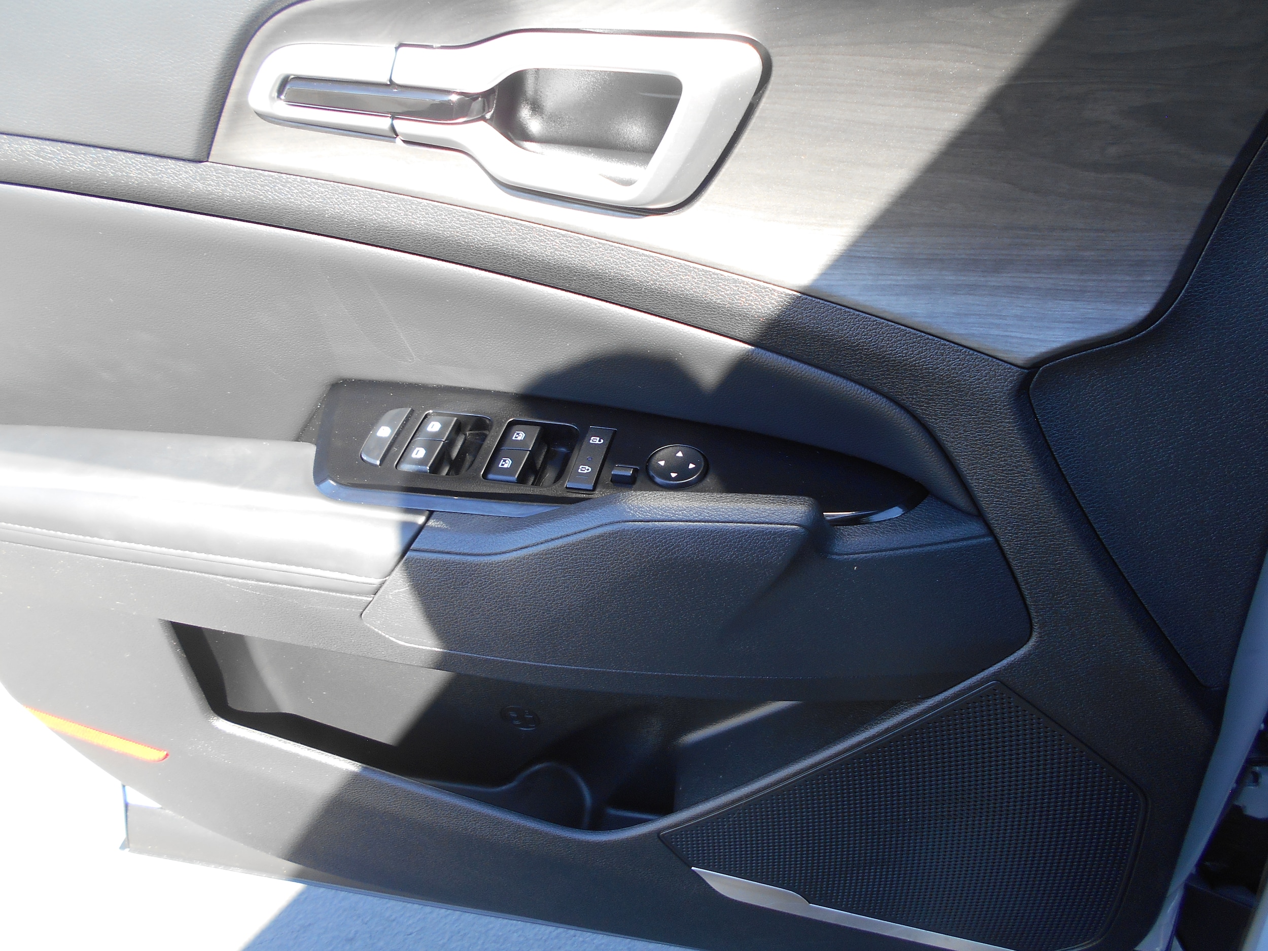 2025 Kia Sportage photo 5