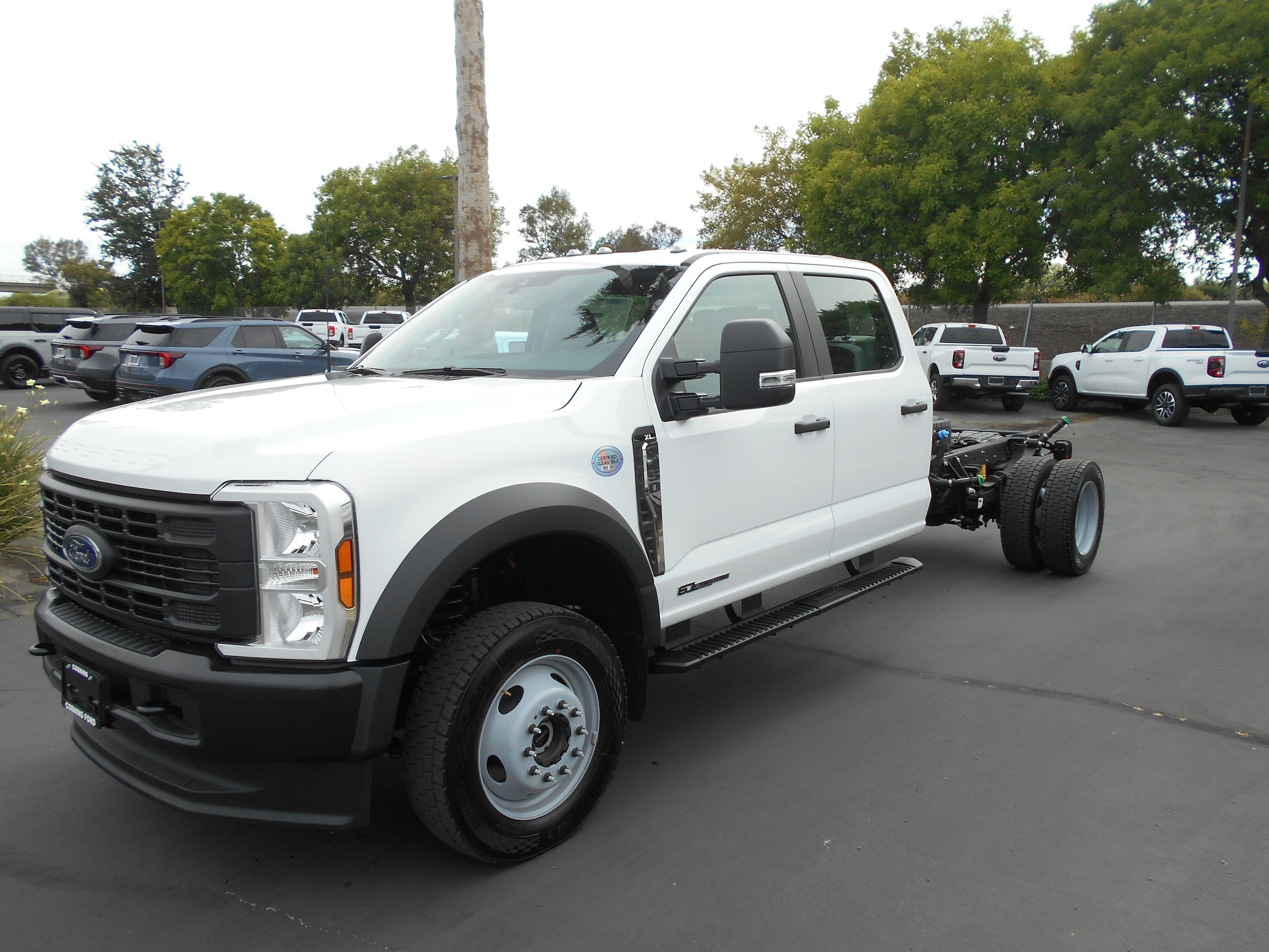 2026 Ford F-450 Chassis Truck Crew Cab 