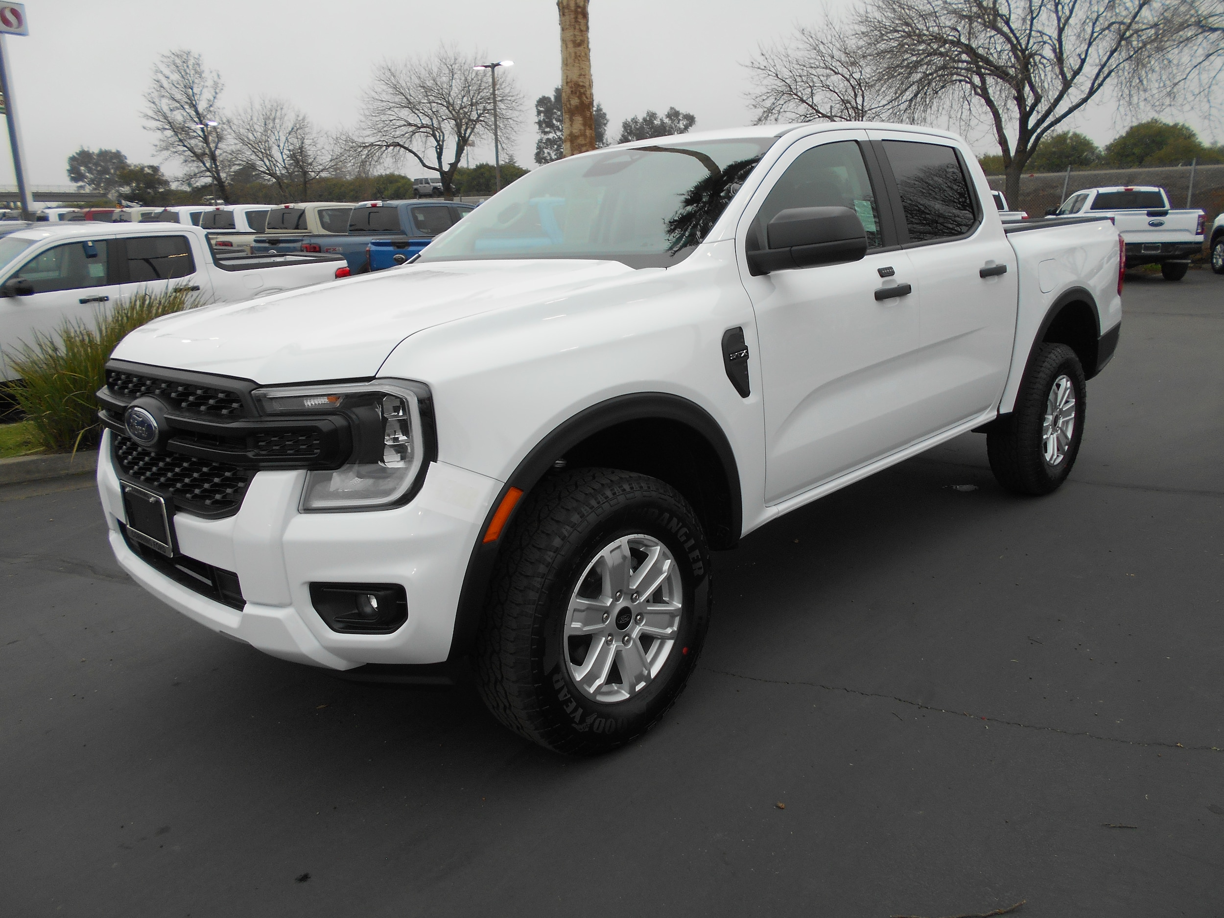 2025 Ford Ranger XL's photo